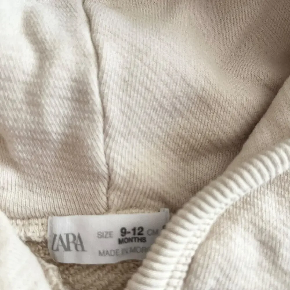 Zara Girls Ecru Neutral Sweatshirt Hoodie size 9-12 months